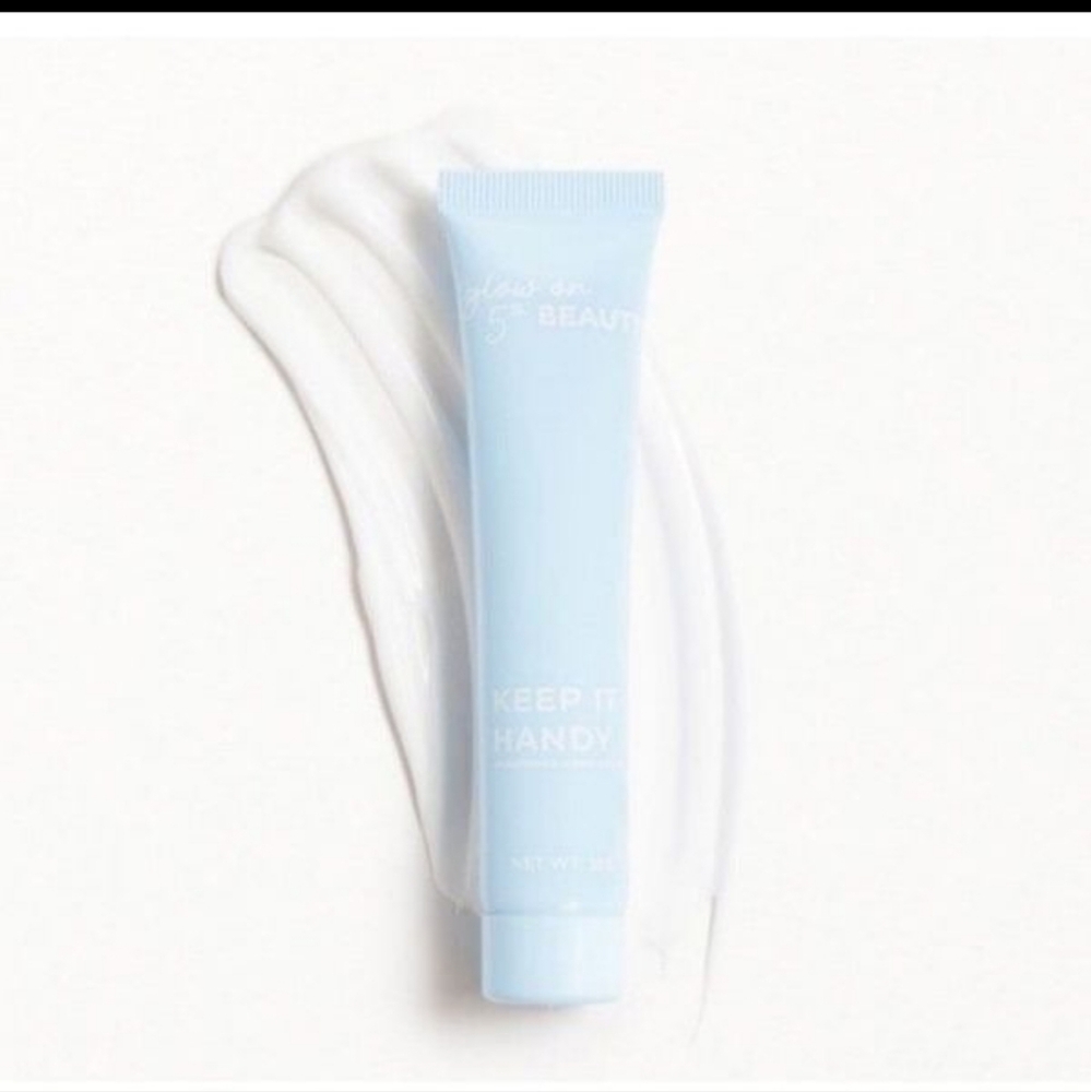 GLOW ON 5TH BEAUTY KEEP IT HANDY CHAMOMILE HAND CREAM